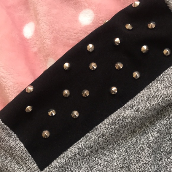 Forever 21 knit long sleeve - Picture 2 of 3